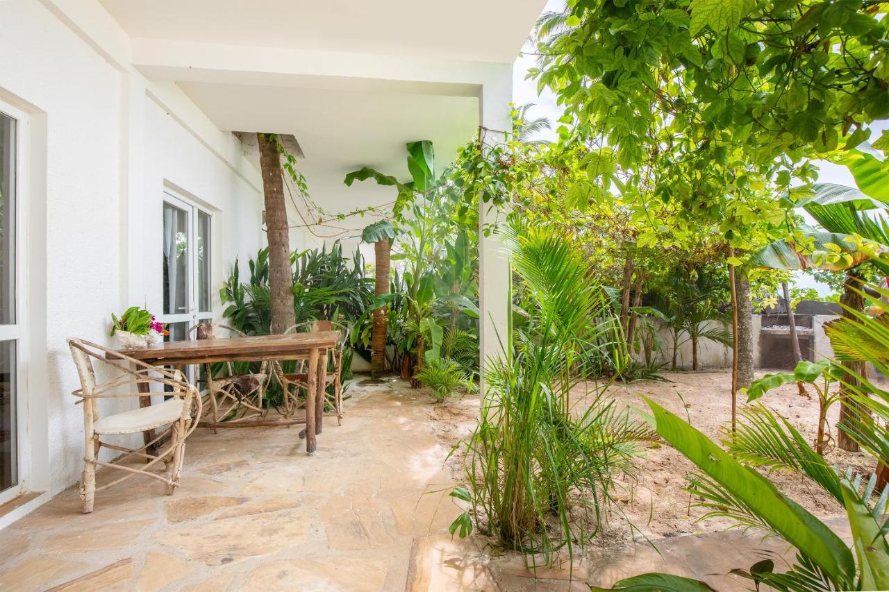 Surfescape Zanzibar Apartment Kiwengwa  ภายนอก รูปภาพ