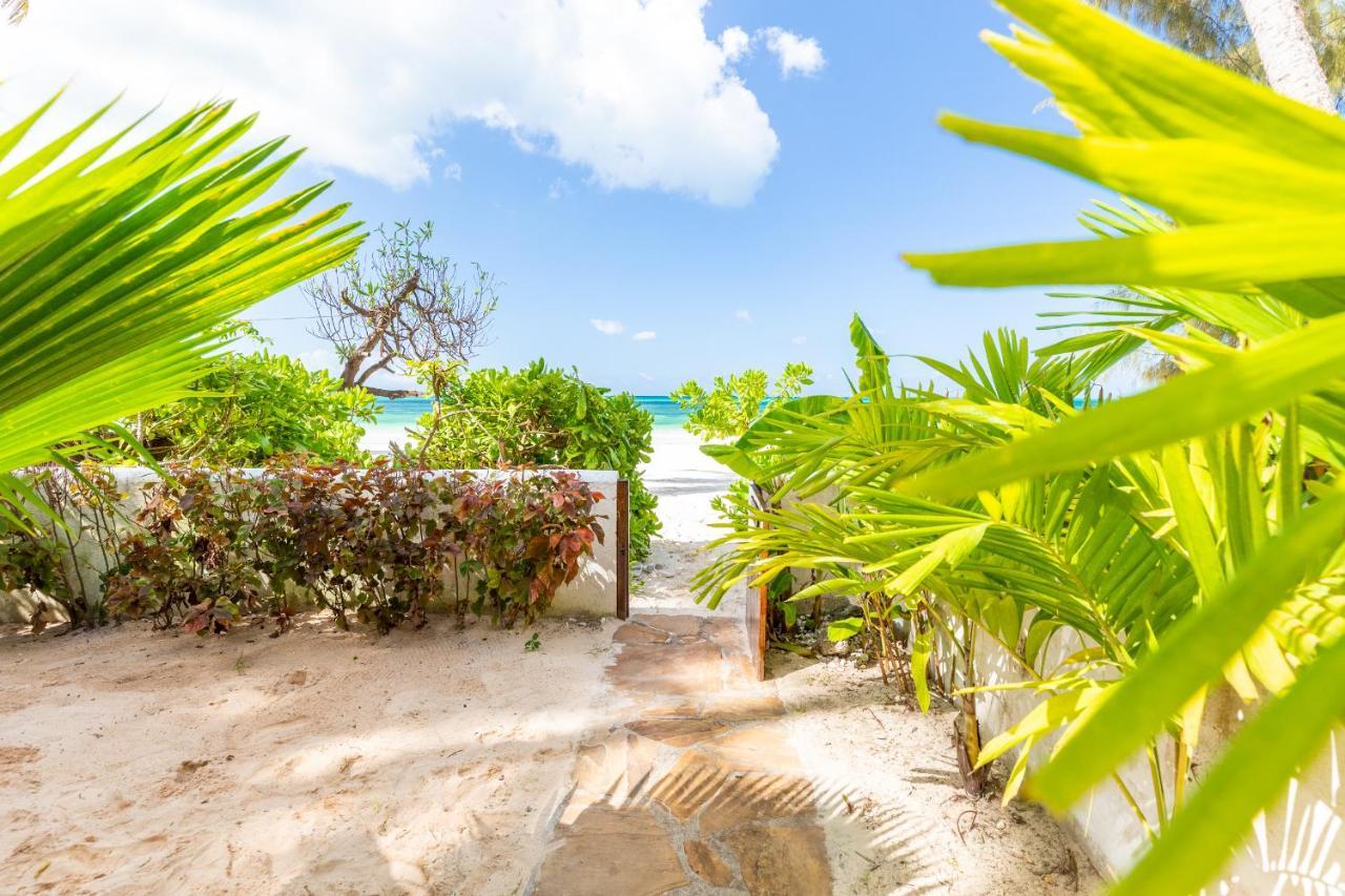 Surfescape Zanzibar Apartment Kiwengwa  ภายนอก รูปภาพ